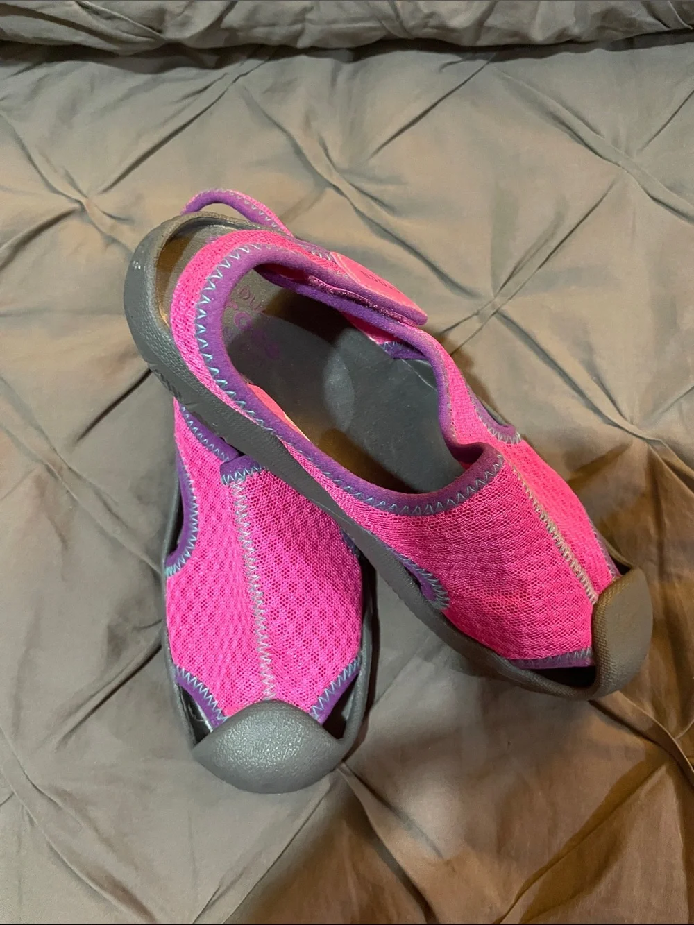 CROCS swiftwater sandals water shoes